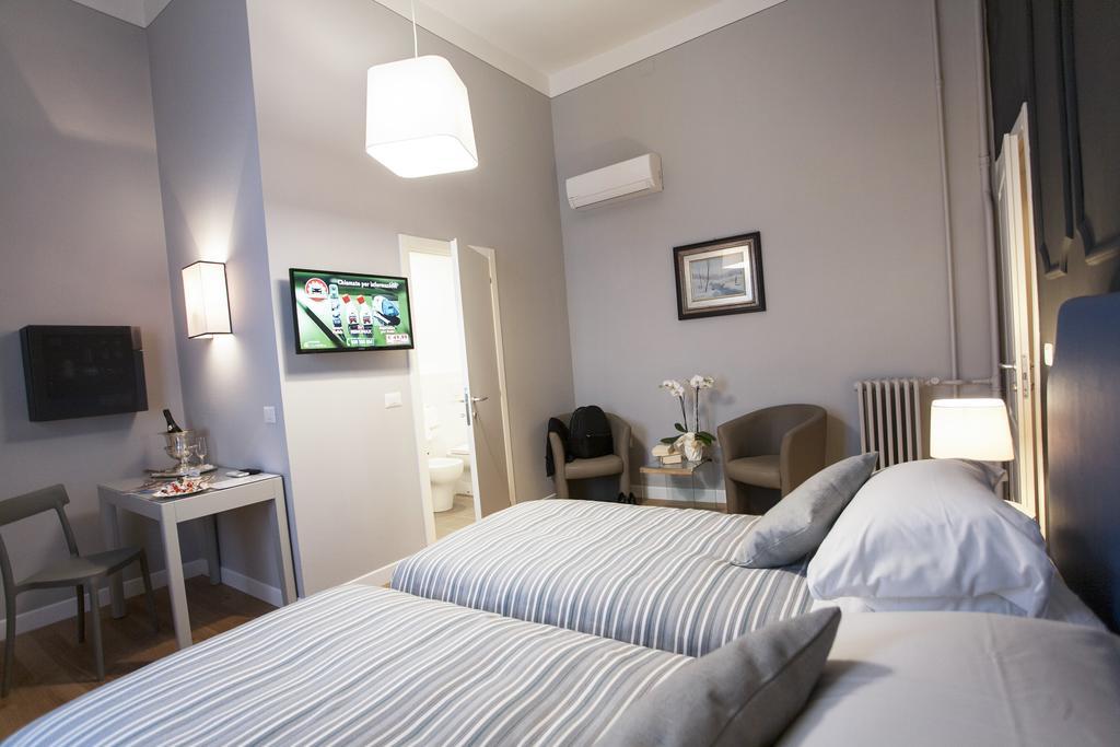 Hotel Il Sole エンポリ エクステリア 写真