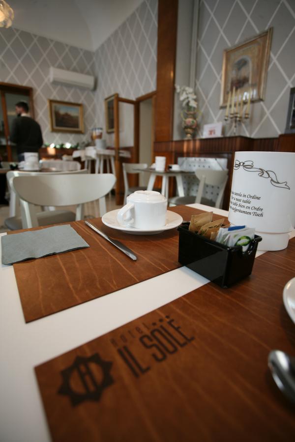 Hotel Il Sole エンポリ エクステリア 写真