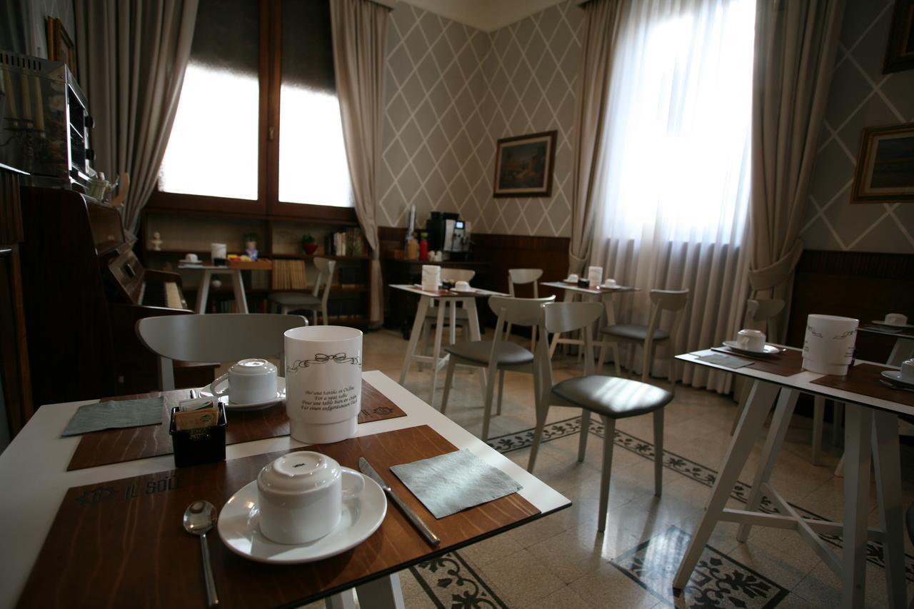 Hotel Il Sole エンポリ エクステリア 写真