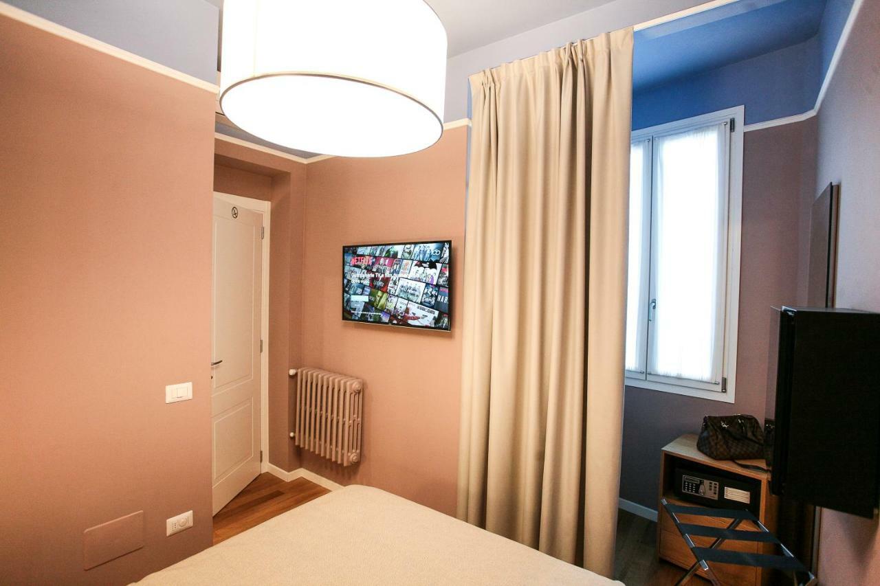 Hotel Il Sole エンポリ エクステリア 写真